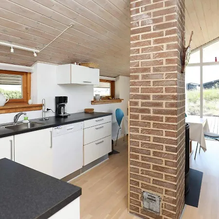 Three-bedroom Holiday In 1 בית נופש