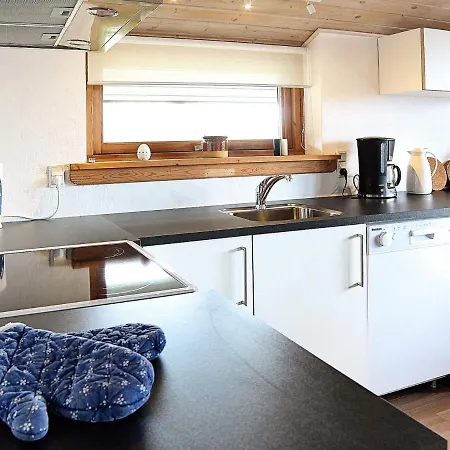 Three-bedroom Holiday In 1 * רינגקובינג